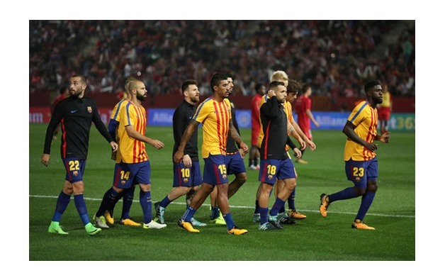 Barcelona fans support independence, Reuters