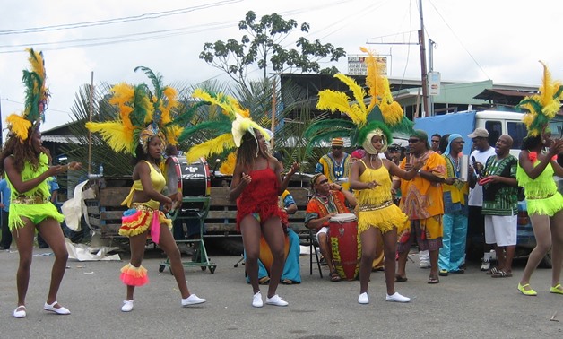 Calypso dancers via Wikimedia Commons