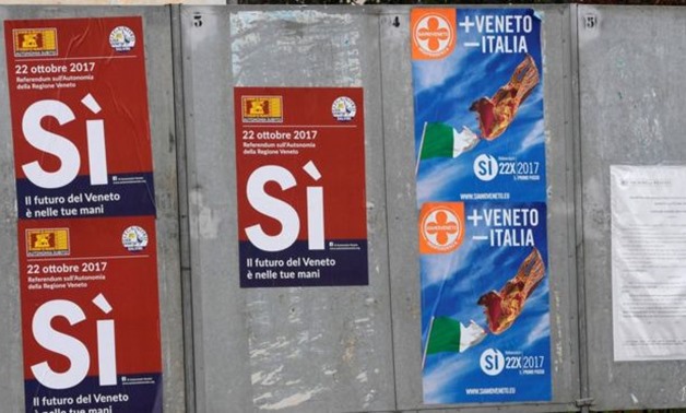 "Yes" posters in the Veneto region - AFP
