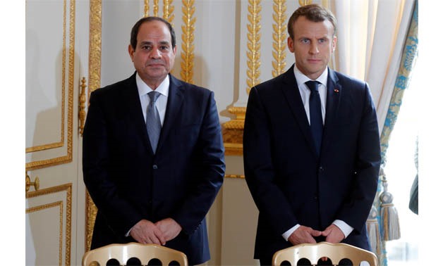 French President Emmanuel Macron and Egyptian President Abdel Fattah al-Sisi attend a news conference at the Elysee Palace, in Paris, France, October 24, 2017. REUTERS/Philippe Wojazer