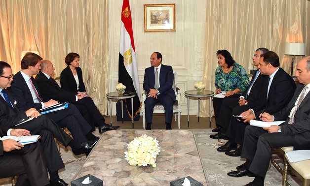 President Sisi meets with French Interior Minister Gerard Collomb- Press photo
