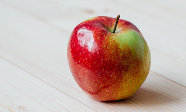 Free stock photo of healthy, apple, fruit - Creative Commons
