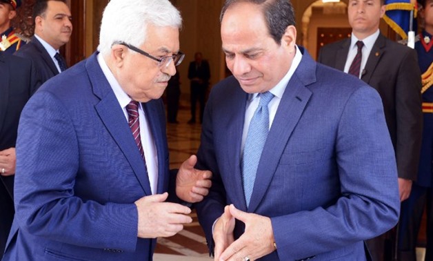 Relations between Egyptian President Abdel Fattah al-Sisi (R) and Palestinian leader Mahmud Abbas, pictured in May 2016, have been strained, with a senior Palestinian official recently being refused entry to Egypt to attend a conference - AFP/THAER GH