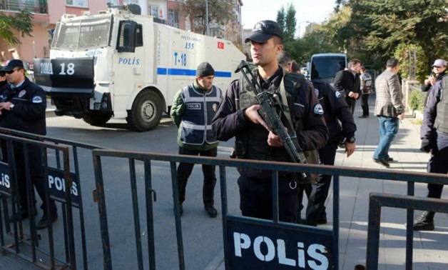 Turkey detains more than 100 Islamic State suspects - Prss Photo