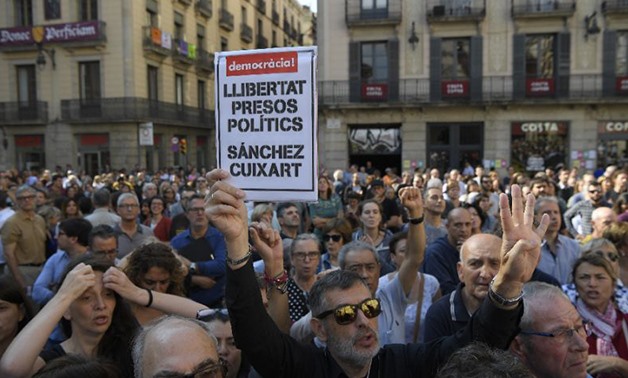 Protesters in Barcelona demand "freedom for political prisoners" - AFP Photo/LLUIS GENE

