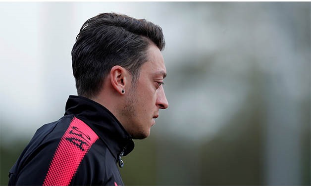 Soccer Football - Europa League - Arsenal Training - Arsenal Training Centre, St Albans, Britain - November 1, 2017 Arsenal's Mesut Ozil during training Action Images - Reuters/Andrew Couldridge