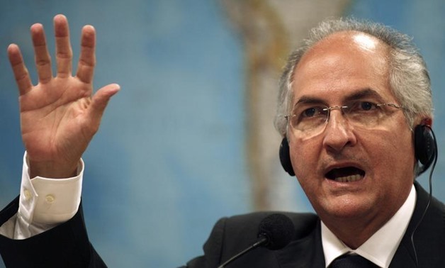 Caracas Mayor Antonio Ledezma talks during a hearing at the Brazilian Senate Foreign Relations Commission at the National Congress in Brasilia, Brazil October 27, 2009. REUTERS/Roberto Jayme

