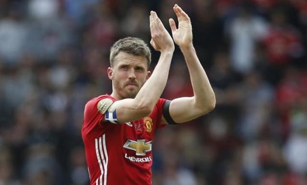 FILE PHOTO: Britain Football Soccer - Manchester United 2008 XI v Michael Carrick All-Stars - Michael Carrick Testimonial - Old Trafford - June 4, 2017 Manchester United '08 XI's Michael Carrick applauds fans after the match Action Images via Reuters 