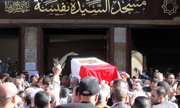 Shadia being transferred through the funeral at Sayeda Nefisa Mosque – Photo (archive)