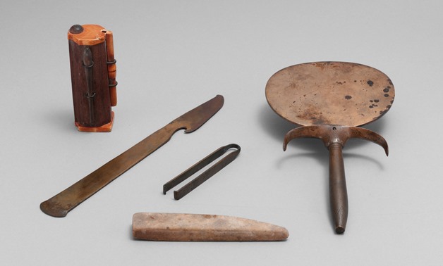 Ancient Egyptian hygiene tools [Photo Courtesy: Metropolitan Museum of Art] 
