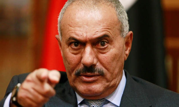 Yemen's then President Ali Abdullah Saleh points during an interview with selected media in Sanaa, May 25, 2011. REUTERS/Khaled Abdullah/File Photo