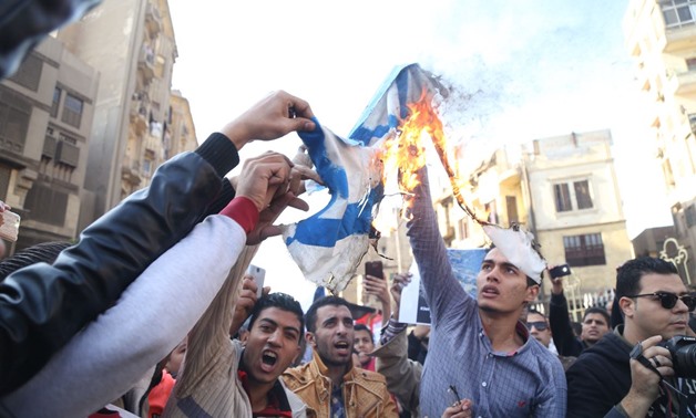 Egyptian protesters staged a march from al-Azhar Mosque after Friday prayer, in protest at U.S. President Donald Trump's decision of recognition Jerusalem as Israel's capital - Egypt Today/ Mohamed El-Hosary