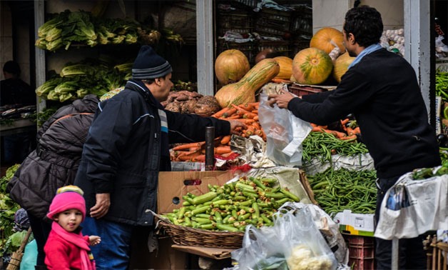 A traditional vegetables market in Cairo – Archive/Mahmoud Fakhry 