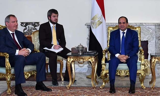 Sisi meets with Russian PM - press photo