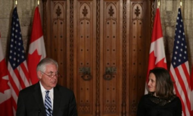 © AFP | "We believe a diplomatic solution to the crisis is essential and possible," Canadian Foreign Minister Chrystia Freeland (left) told a joint press conference with visiting US Secretary of State Rex Tillerson (right)