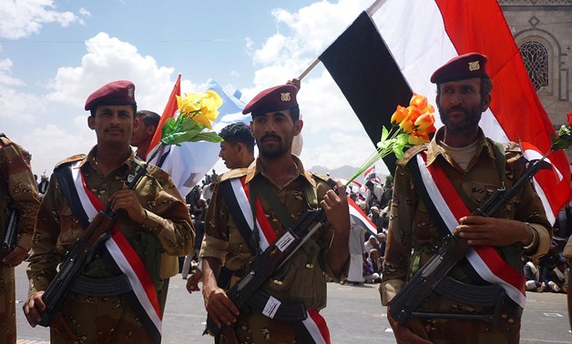Yemeni soldiers from the 1st Armoured Division in 60st. , Sanaa, May 22, 2011 – Armed Forces of Yemen – Wikipedia/Ibrahem Qasim  