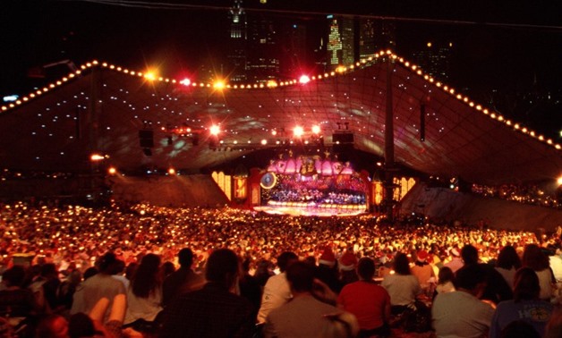 Christmas Carols on candle lights in Melbourne - Photo courtesy of Flickr