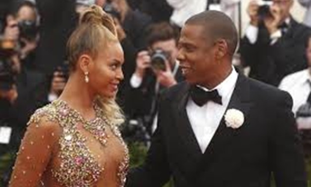 FILE PHOTO: Beyonce arrives with husband Jay-Z at the Metropolitan Museum of Art Costume Institute Gala 2015 celebrating the opening of "China: Through the Looking Glass," in Manhattan, New York May 4, 2015. REUTERS/Lucas Jackson