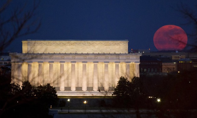 A "super moon" rises near the Lincoln Memorial on March 19, 2011, in Washington, D.C. Image Credit: NASA/Bill Ingalls