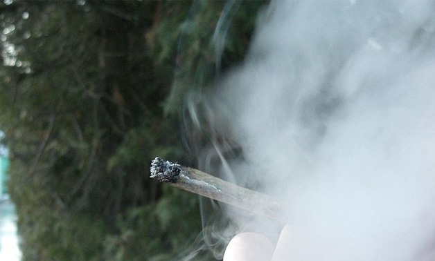 Joint and smoke - Creative Commons via Wikimedia Commons