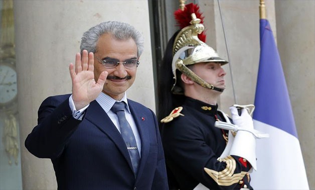 Saudi Arabian Prince Al-Waleed bin Talal arrives at the Elysee palace in Paris, France, to attend a meeting with French President, September 8 , 2016 - REUTERS/Philippe Wojazer/File photo