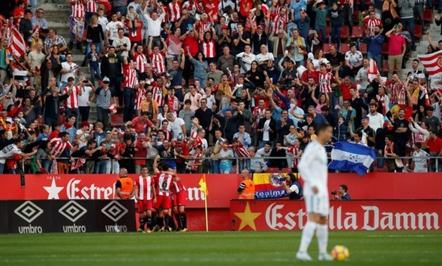 Soccer Football - Liga Santander - Girona vs Real Madrid - Estadi Montilivi, Girona, Spain - October 29, 2017 Real Madrid’s Cristiano Ronaldo looks dejected after Girona scored REUTERS/Albert Gea 