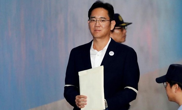 Vice-presidente da Samsung Electronics, Jay Y. Lee, deixa tribunal em Seul, na Coreia do Sul 05/02/2018 Lee Ji-eun/Yonhap via REUTERS