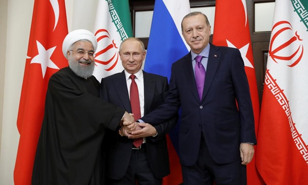 Iran's President Hassan Rouhani, Russia's Vladimir Putin and Turkey's Tayyip Erdogan meet in Sochi, Russia November 22, 2017 / REUTERS/Sputnik/Mikhail Metzel/Kremlin