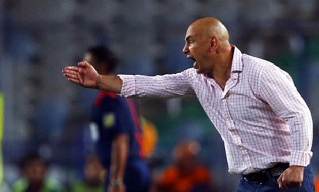 El Zamalek coach Hossam Hassan reacts during their Egyptian Super Cup soccer match against Al-Ahly at Cairo stadium, September 14, 2014. REUTERS/Amr Abdallah Dalsh 