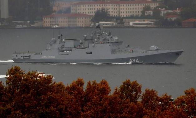 FILE PHOTO: The Russian Navy's frigate Admiral Grigorovich sails in the Bosphorus on its way to the Mediterranean Sea, in Istanbul, Turkey, November 4, 2016. REUTERS/Murad Sezer/File Photo