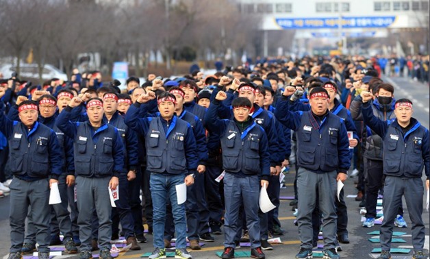 Members of the GM Korea union, a subcommittee for Korea Metal Workers' Union, hold a meeting to demand GM Korea withdraw its plan to shut down Gunsan manufacturing plant in Gunsan, South Korea February 14, 2018. Yonhap via REUTERS

