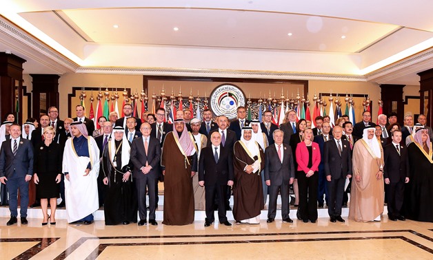 Kuwaiti International Conference for Reconstruction of Iraq – Press photo 