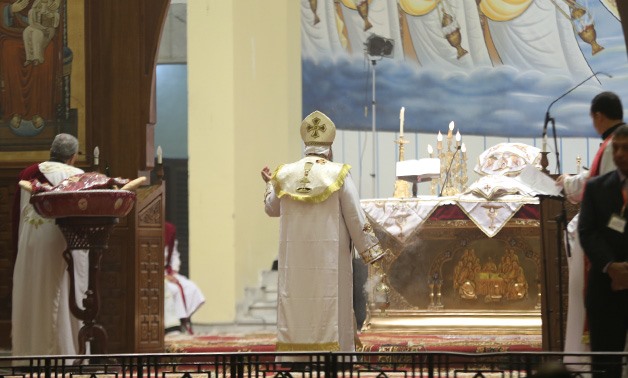Easter mass service in Abbasiya Cathedral- Archive / karim Abdel Aziz