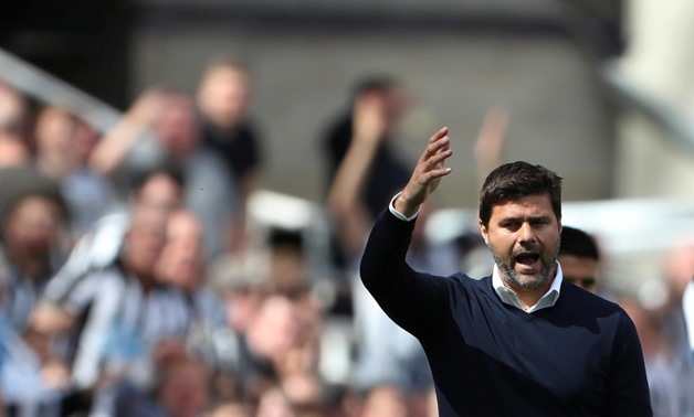FILE PHOTO: Tottenham manager Mauricio Pochettino gestures REUTERS/Scott Heppell 