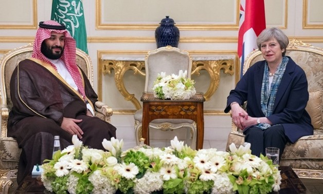 Saudi Deputy Crown Prince Mohammed bin Salman (L) meeting with British Prime Minister Theresa May in the capital Riyadh 4 April 2017 - AFP/Bandar al-Jaloud/Saudi Royal Palace