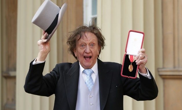 Veteran British comedian Ken Dodd, who was known for his unruly hair, buck teeth and non-stop jokes, has died at the age of 90
