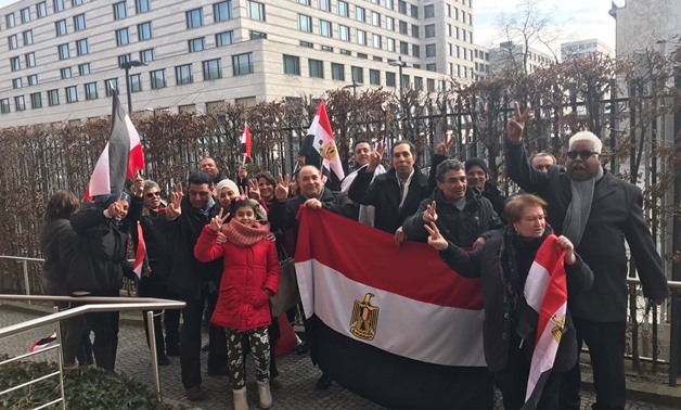 Egyptian community members in Germany lined up in long queues in front of the embassy waiting enthusiastically to cast their votes – Egypt Today