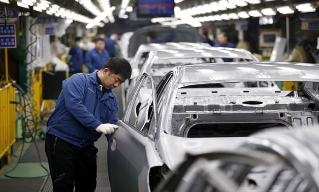  A worker works at an assembly line of Hyundai Motor's plant in Asan, South Korea, January 27, 2016 -
 REUTERS/Kim Hong-Ji/File Photo