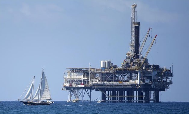 An offshore oil platform is seen in Huntington Beach, California September 28, 2014. REUTERS/Lucy Nicholson/File photo