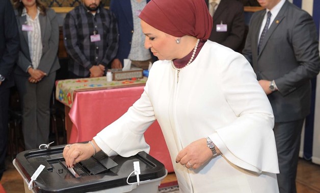 Entissar Amer, the wife of President Abdel Fatah al-Sisi cast her vote in presidential election on March 26, 2018 - Press Photo