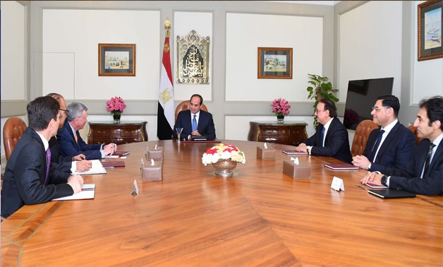 President Sisi during his meeting with Visa International's officials 