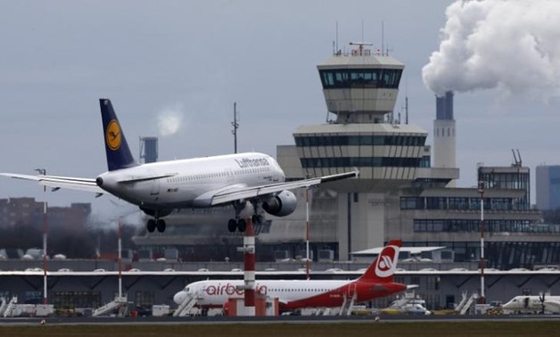 A German carrier Lufthansa aircraft lands at Tegel airport in Berlin, Germany, January 27, 2016. REUTERS/Fabrizio BenschFile Photo
