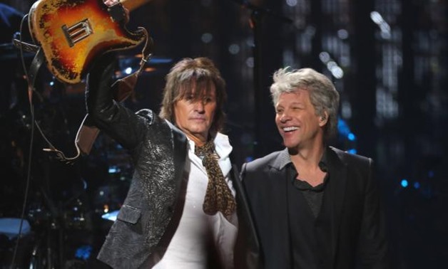 Rock & Roll Hall of Fame Induction – Show - Cleveland, Ohio, U.S., 14/04/2018 – Jon Bon Jovi (R) and Richie Sambora perform on stage. REUTERS/Aaron Josefczyk. 