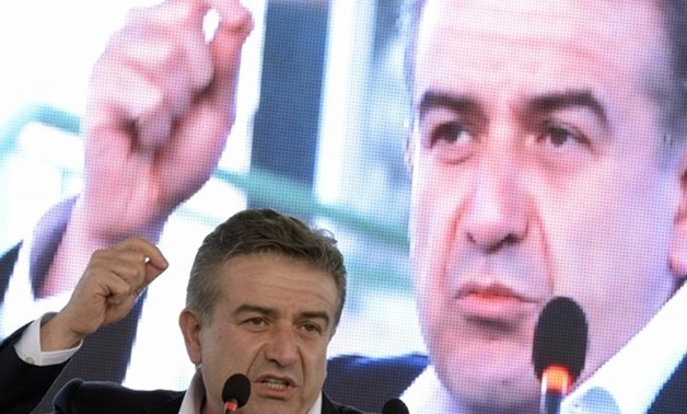 Armenian Prime Minister Karen Karapetyan addresses the crowd during the party's campaign rally on March 22, 2017 in Artashat, ahead of April 2 parliamentary elections. (AFP / Karen MINASYAN)