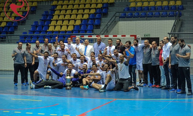 Smouha players celebrate the title, photo courtesy of Egypt Handball TV Facebook page
