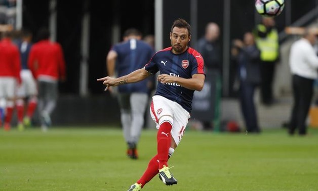 Football Soccer Britain - Hull City v Arsenal - Premier League - The Kingston Communications Stadium - 17/9/16 Arsenal's Santi Cazorla warms up before the match Reuters / Russell Cheyne/ Livepic/Files 