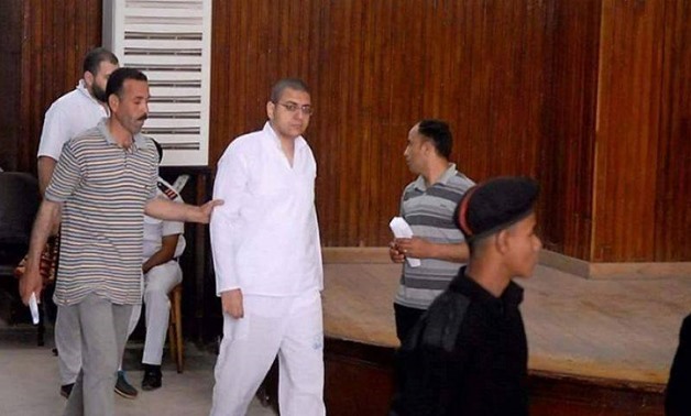 Egyptian journalist Ismail al-Iskandarani during his trial – press photo