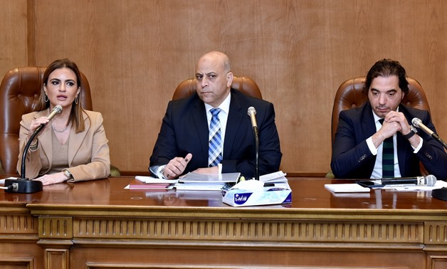 Nasr discussing Investment law_Press Photo