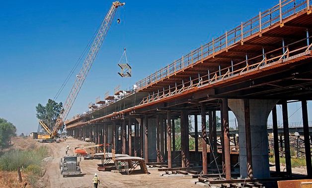 Construction of the Fresno River Viaduct in September 2016. The bridge is the first permanent structure being constructed as part of California High-Speed Rail / California High - Speed Rail Authority / Wikimedia commons