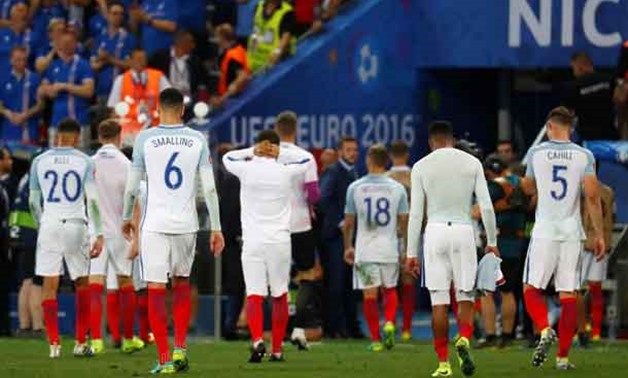 Football Soccer – England v Iceland – EURO 2016 – Round of 16 – Stade de Nice, Nice, France – 27/6/16 - England’s players look dejected after the game- REUTERS/Kai Pfaffenbach 